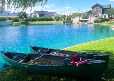 canoes on pecan lake